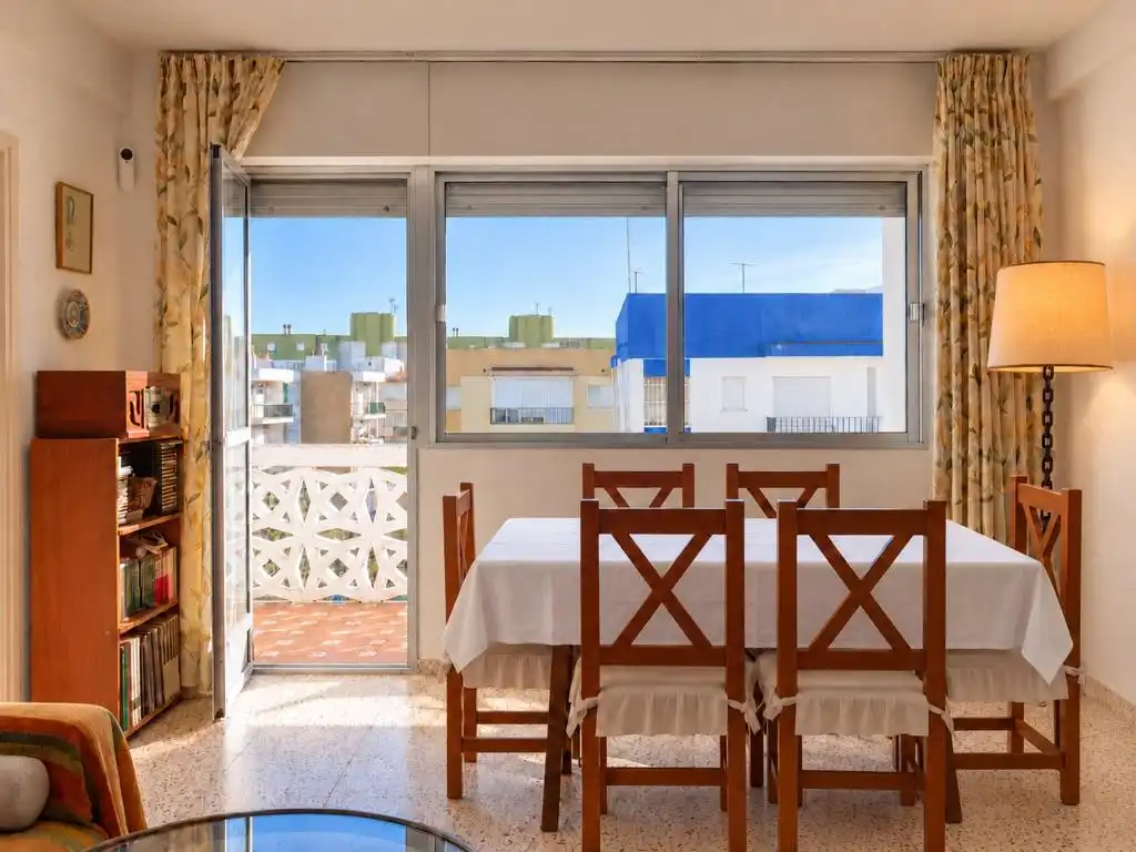 Comedor de Apartamento en venta en La Antilla con Aire acondicionado, Terraza y Amueblado