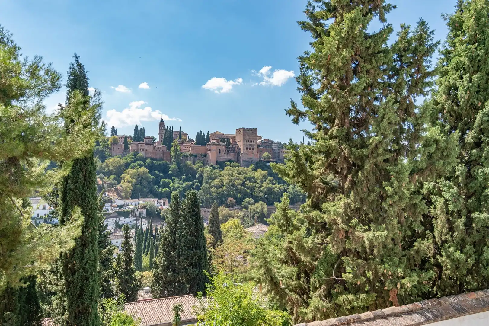 Vista exterior de Casa o chalet en venta en Granada con Aire acondicionado, Terraza y Balcón