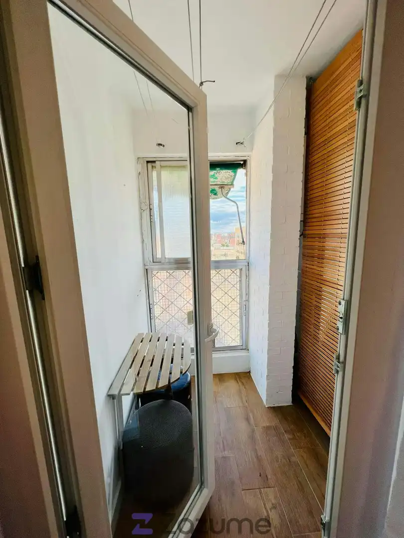 Room in C. Empleo Juvenil, Orcasitas