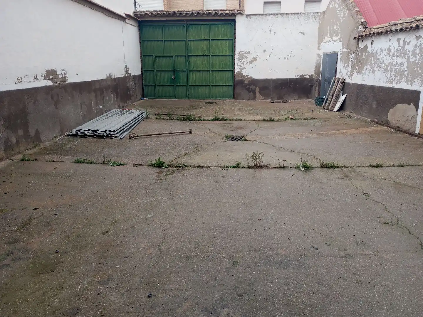 Parking de Terreno industrial en venta en Consuegra