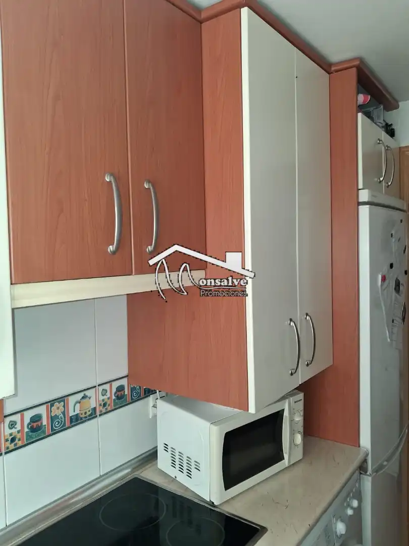 Küche von Wohnung zum Verkauf in Borox mit Klimaanlage, Heizung und Abstellraum