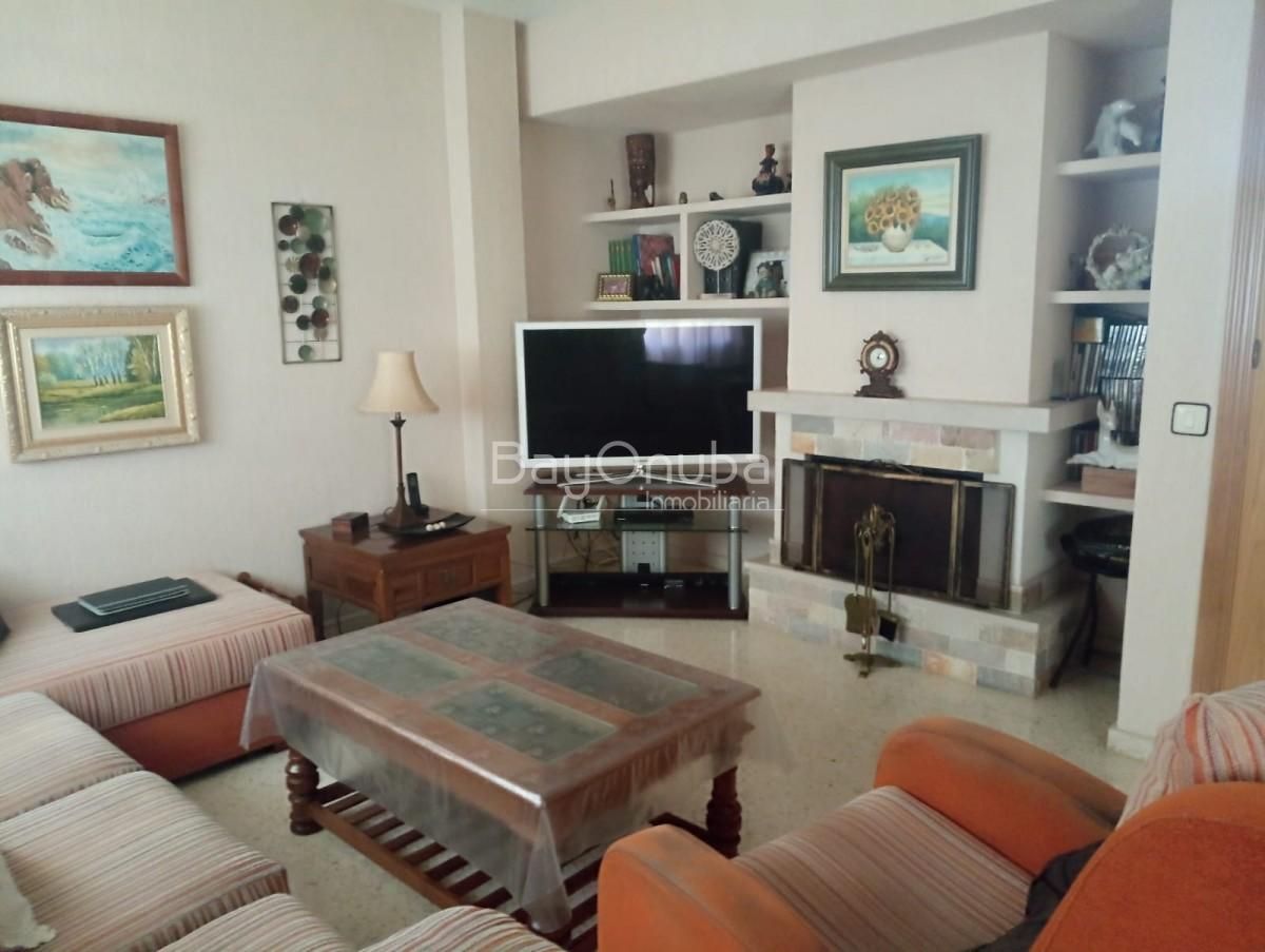 Sala d'estar de Casa adosada en venda en Aljaraque