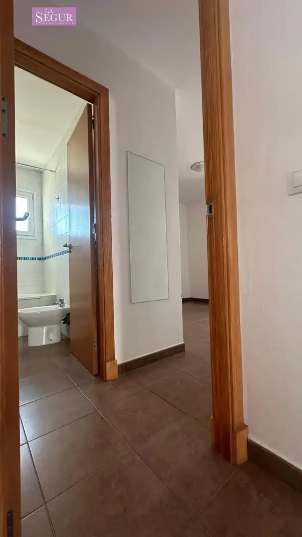 Bany de Casa adosada en venda en Conil de la Frontera amb Jardí privat, Terrassa i Piscina comunitària