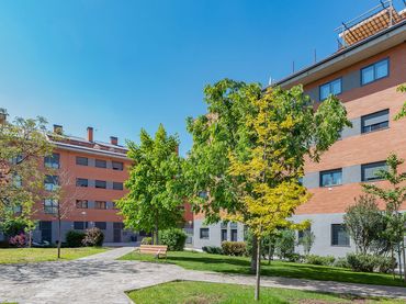 Pis amb piscina en venda a C/ Nicolás Fuster - Res. Princesa de Éboli -