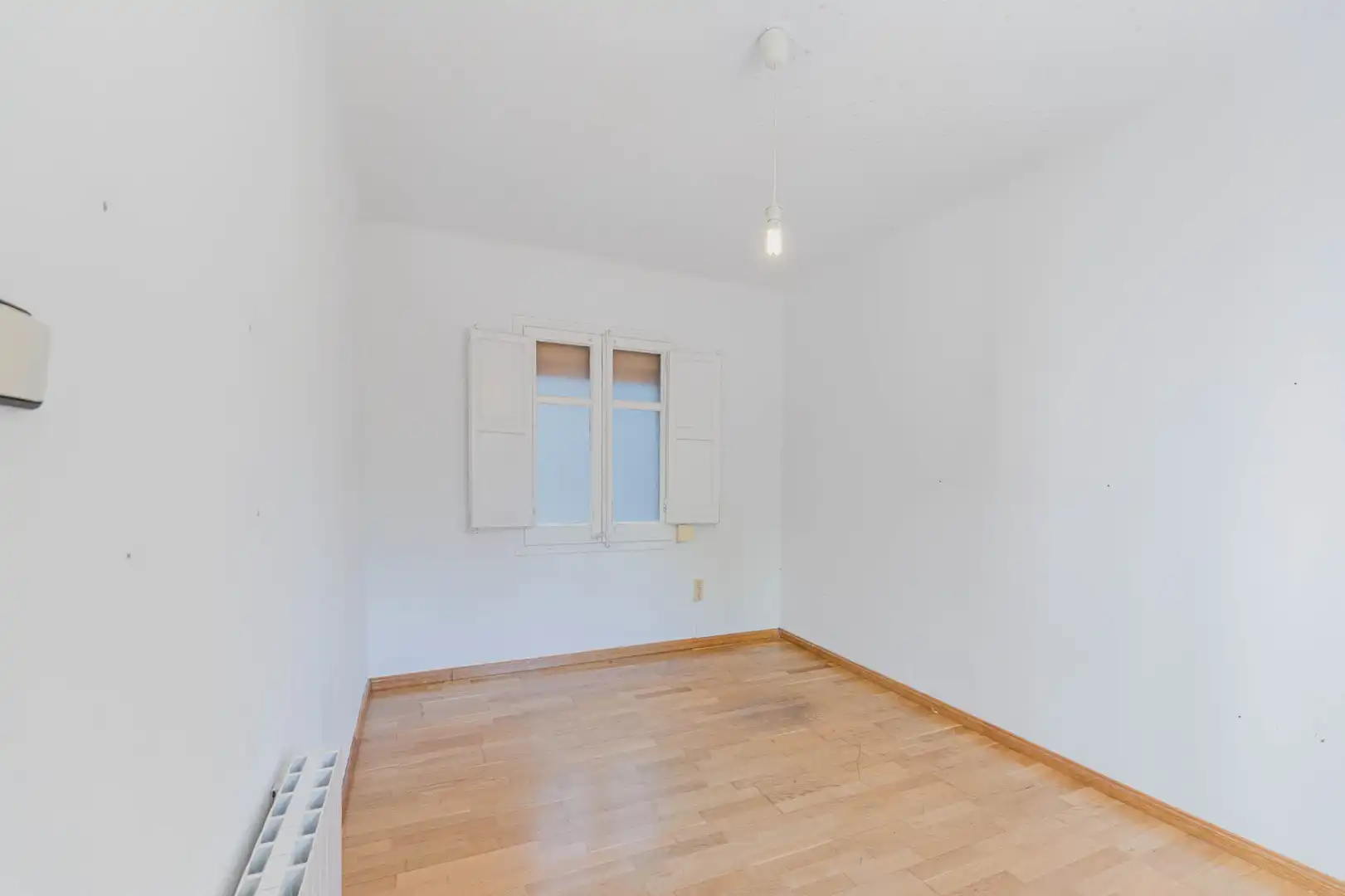 Piso en venta en Barcelona con Calefacción, Parquet y Horno
