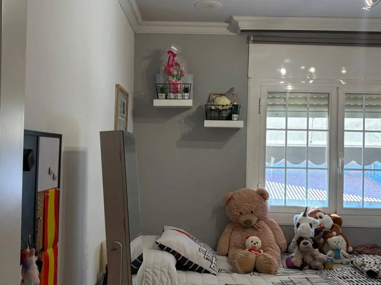 Habitación de Casa adosada en venta en Binéfar con Aire acondicionado, Calefacción y Jardín privado