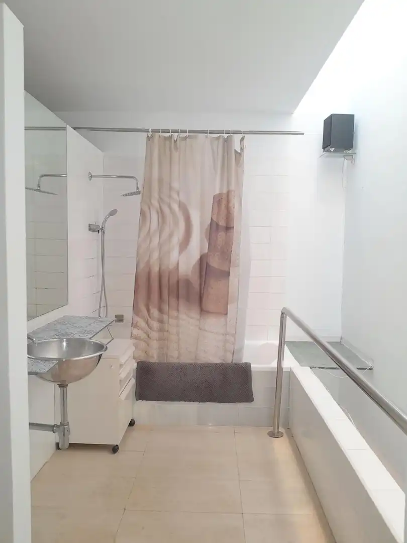 Badezimmer von Einfamilien-Reihenhaus zum Verkauf in Albacete mit Klimaanlage, Heizung und Terrasse