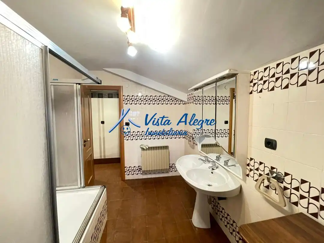 Baño de Casa o chalet en venta en San Vicente de la Sonsierra con Calefacción, Jardín privado y Terraza