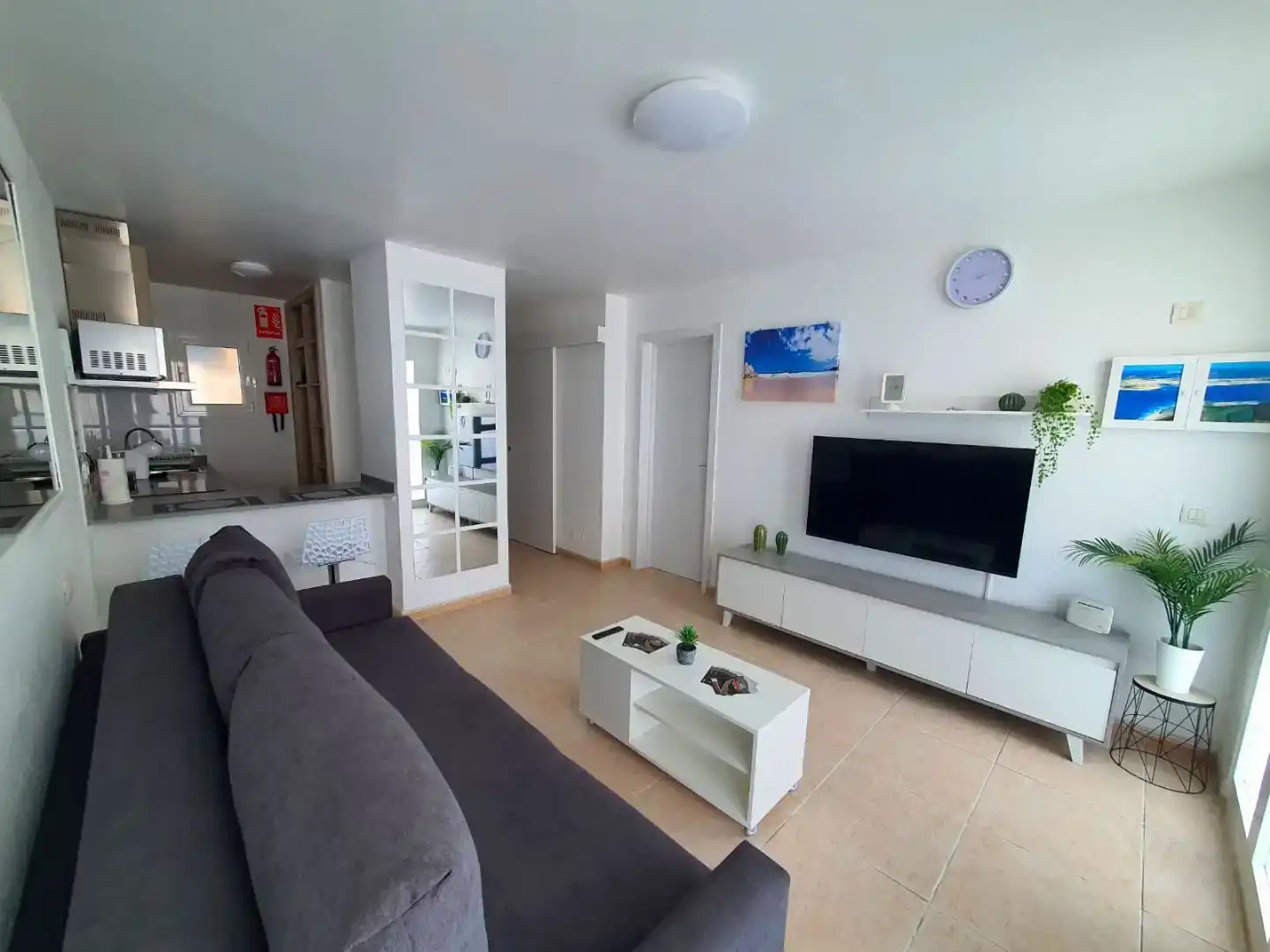 Sala d'estar de Pis en venda en Tías amb Jardí privat i Moblat