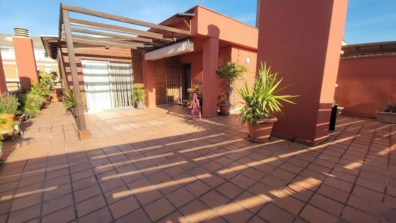Terrassa de Dúplex en venda en L'Hospitalet de Llobregat amb Aire condicionat, Calefacció i Terrassa