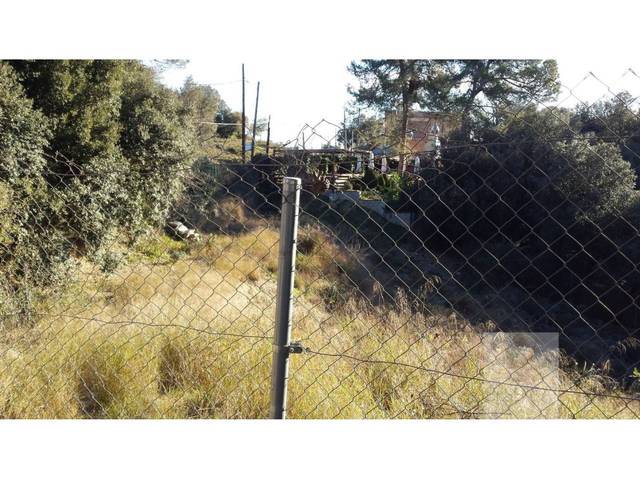 Terreno residencial en Venta en Avenida Modolell en Molins de Rei