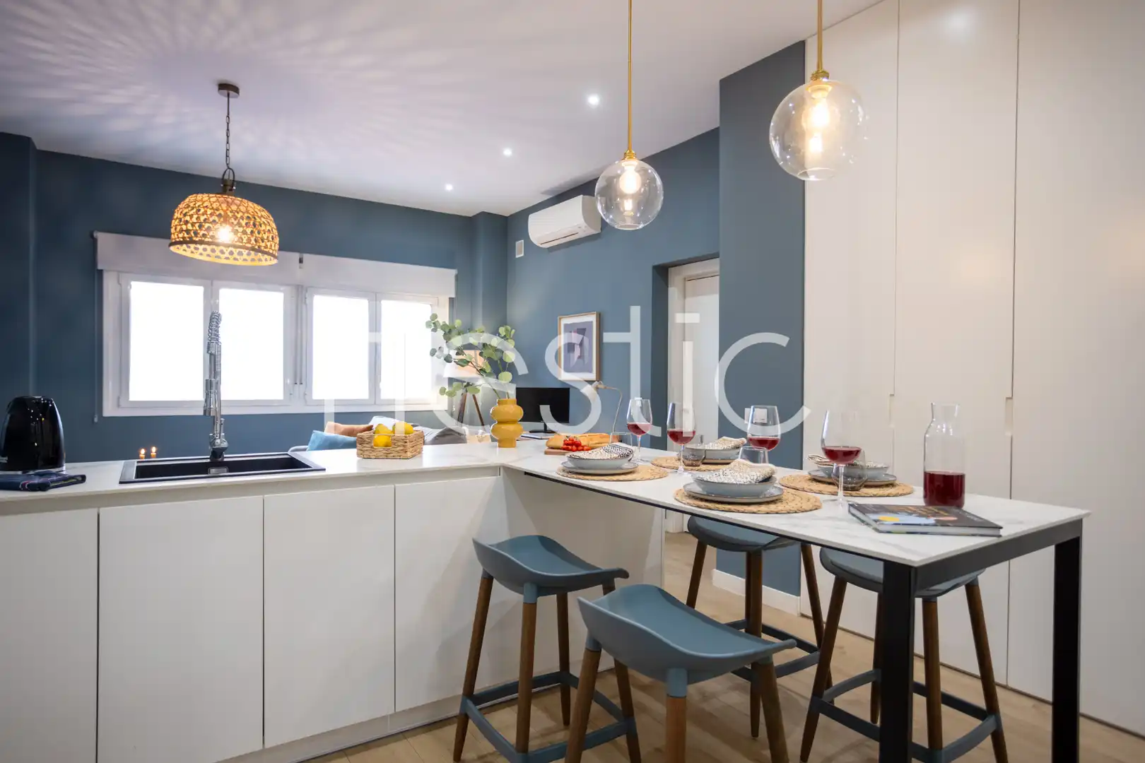 Cocina de Apartamento de alquiler en Madrid con Aire acondicionado, Calefacción y Amueblado