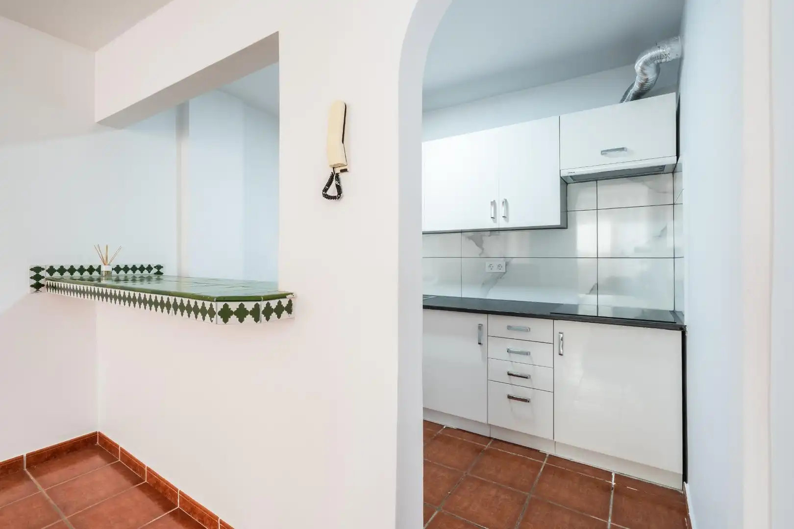 Cocina de Edificio en venta en Arona