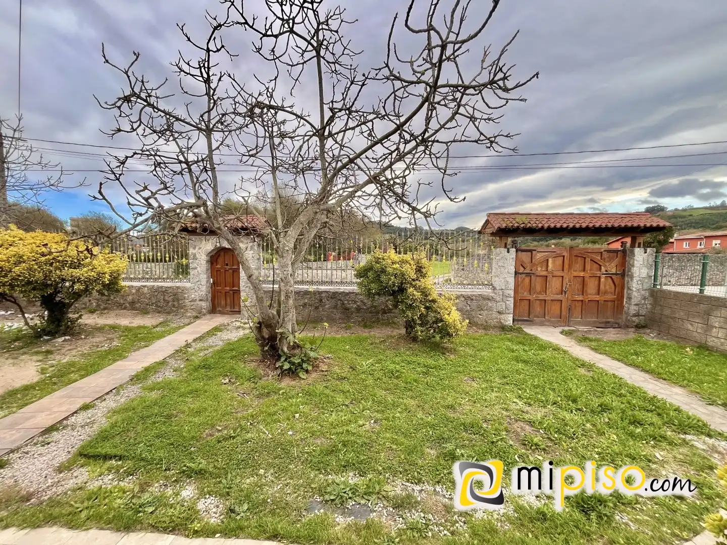 Jardín de Casa o chalet en venta en Laredo