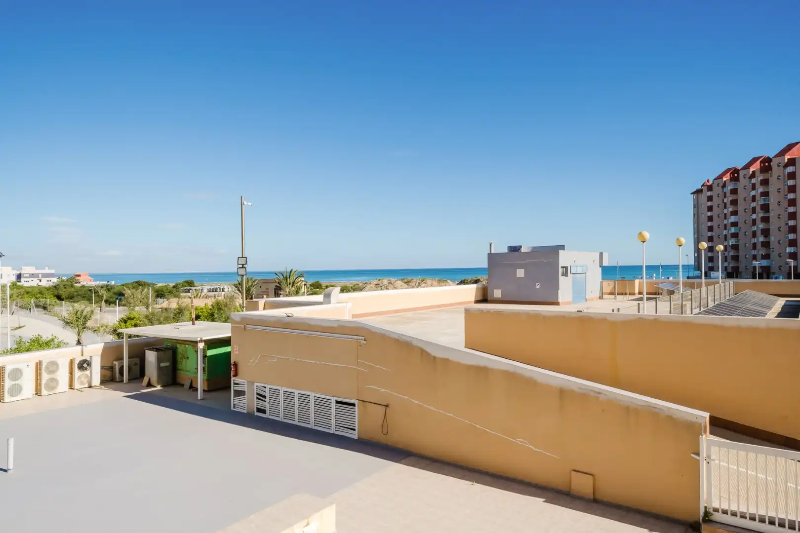 Terrassa de Apartament en venda en La Manga del Mar Menor amb Aire condicionat, Terrassa i Piscina