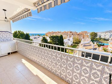 Piso con ascensor en venta en Calle la Toja 5