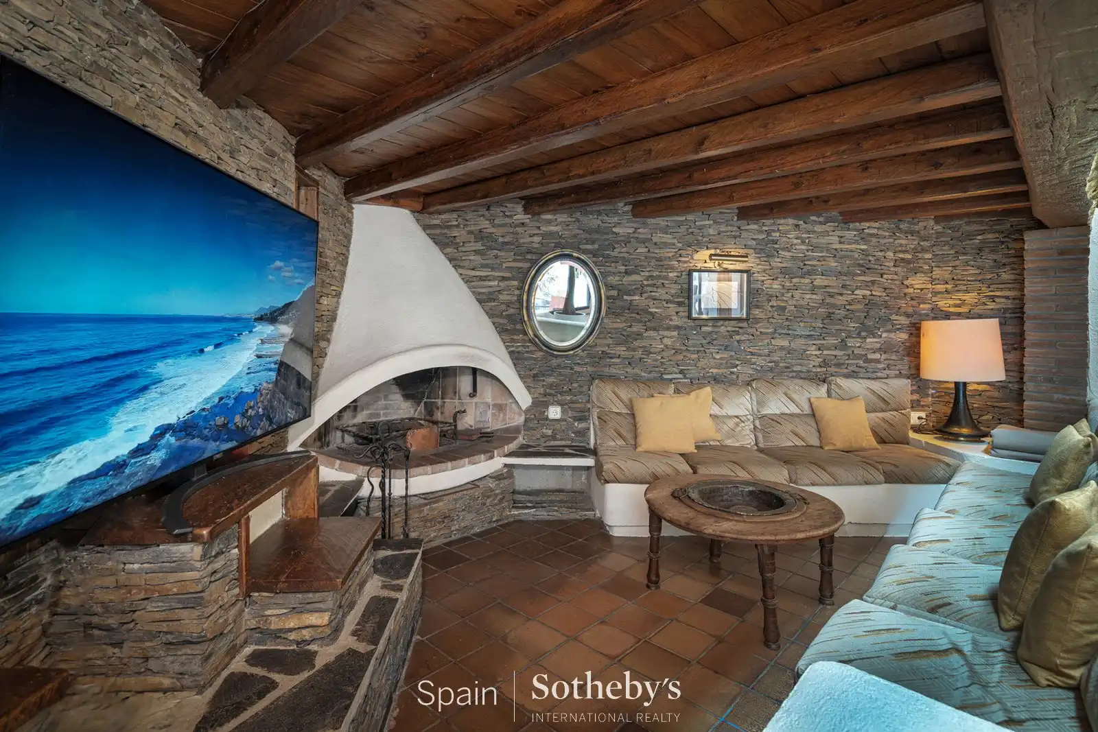 House with pool for sale in Carrer Osca, imagen 24