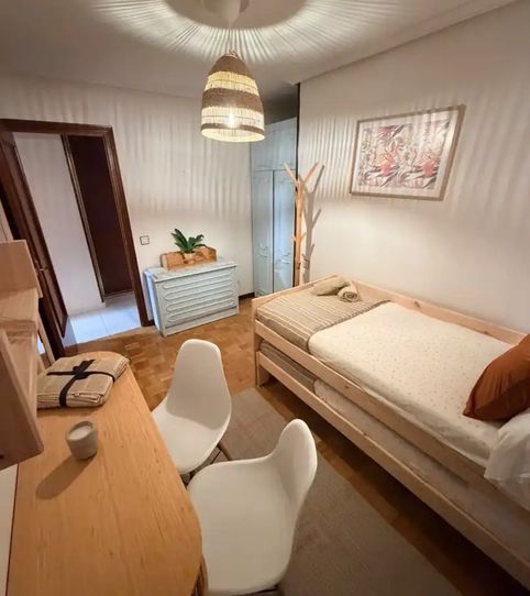 Foto 2 de Habitación en Avenida del Gayo, 60, Luanco - Aramar - Antromero, Gozón