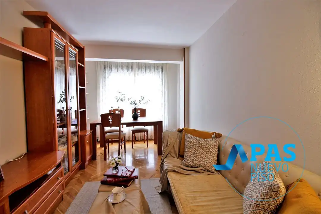 Sala de estar de Piso en venta en Santander con Calefacción