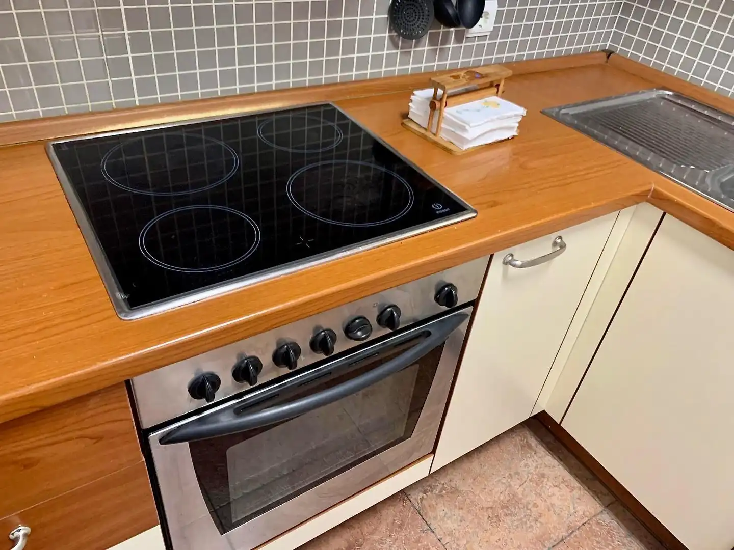 Kitchen of Apartments for sale in Roquetas de Mar  with Air Conditioner, Heating and Terrace