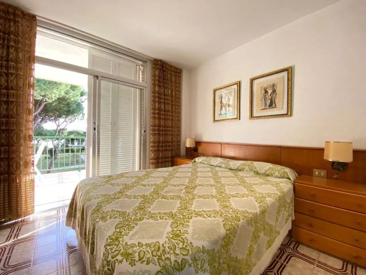Habitación de Ático en venta en Gavà con Calefacción, Terraza y Trastero