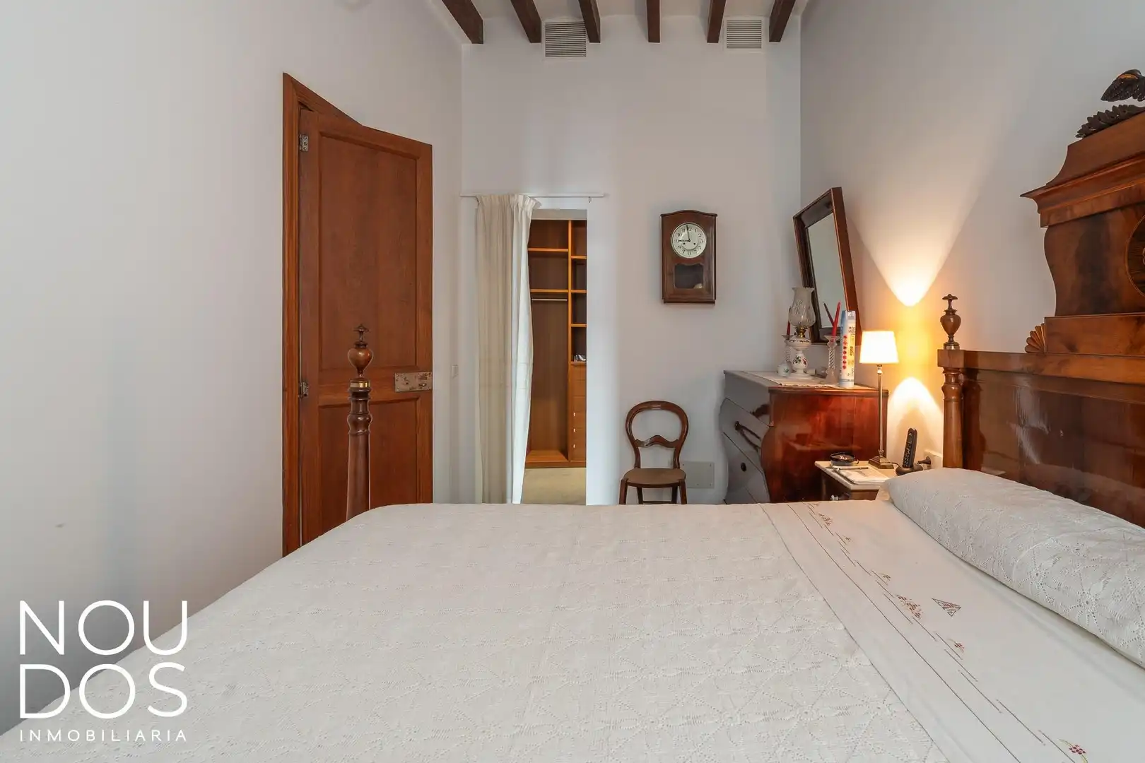 Schlafzimmer von Country house zum Verkauf in Llucmajor mit Klimaanlage, Heizung und Privatgarten
