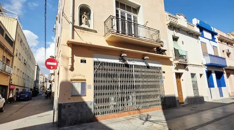Foto 2 von Gebäude zum Verkauf in Centre, Badalona