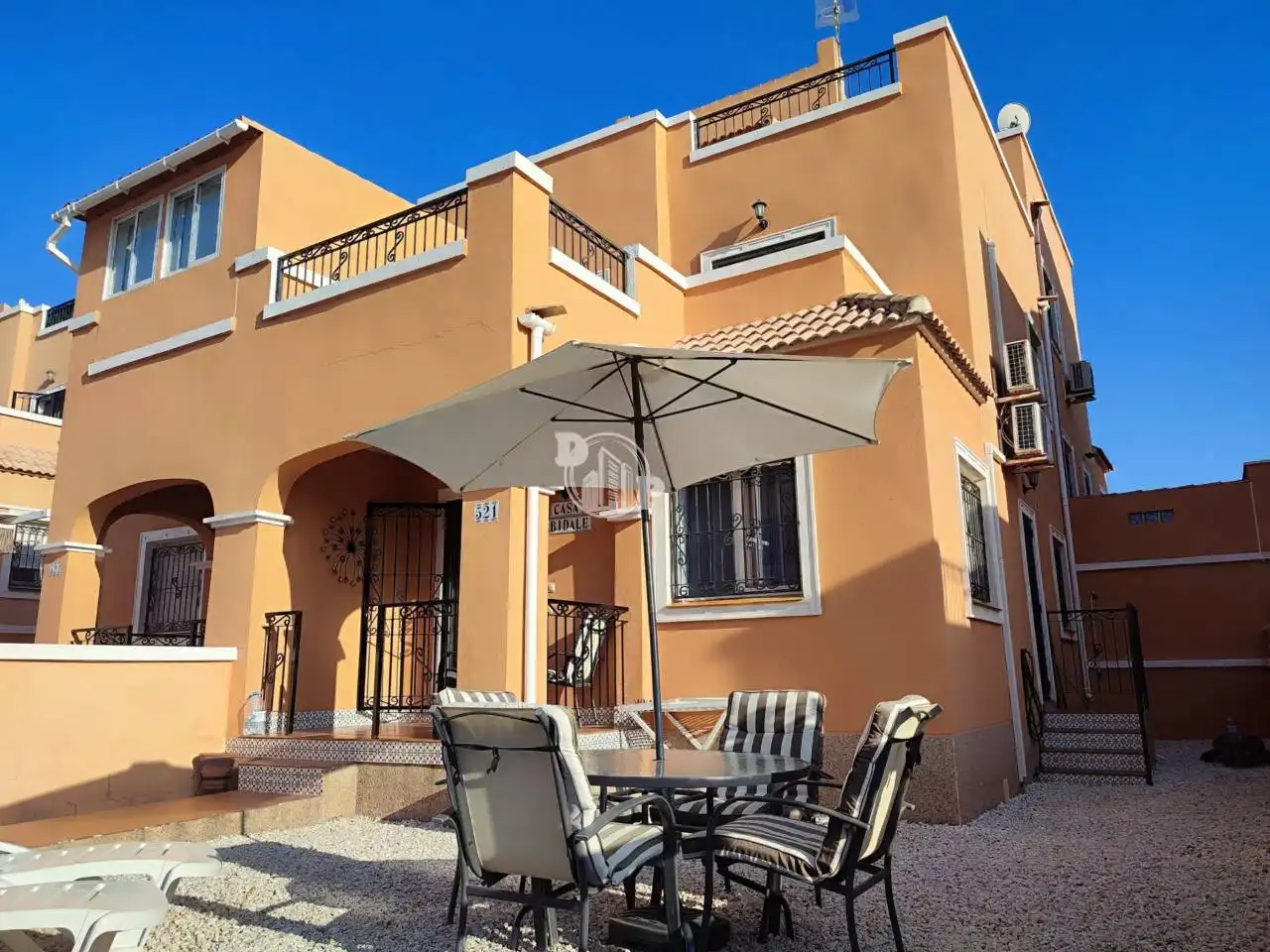 Casa pareada con piscina en venta en Calle Laguna de Sariñena, imagen 5