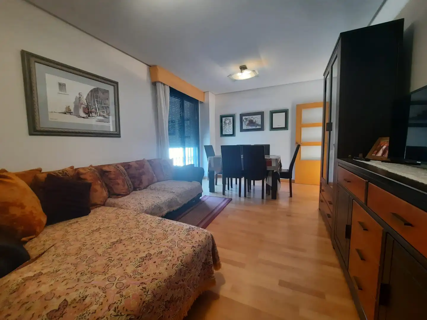 Sala d'estar de Pis en venda en Castellón de la Plana / Castelló de la Plana amb Jardí privat, Parquet i Terrassa