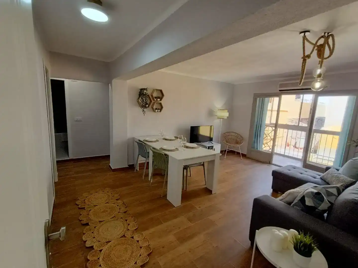 Esszimmer von Wohnung zur Miete in Cullera mit Klimaanlage und Möbliert