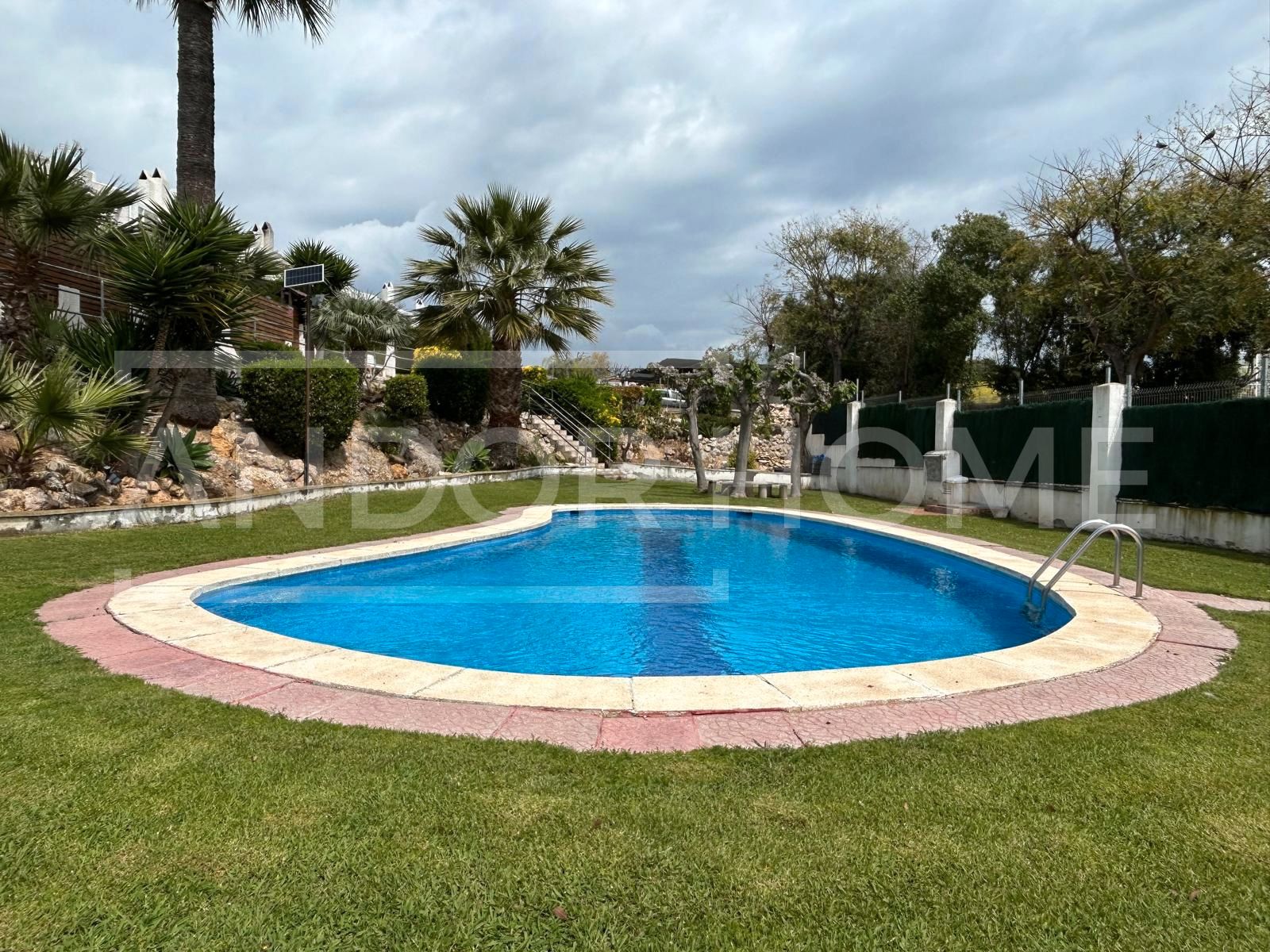 Piscina de Casa adosada en venta en Cunit con Piscina comunitaria