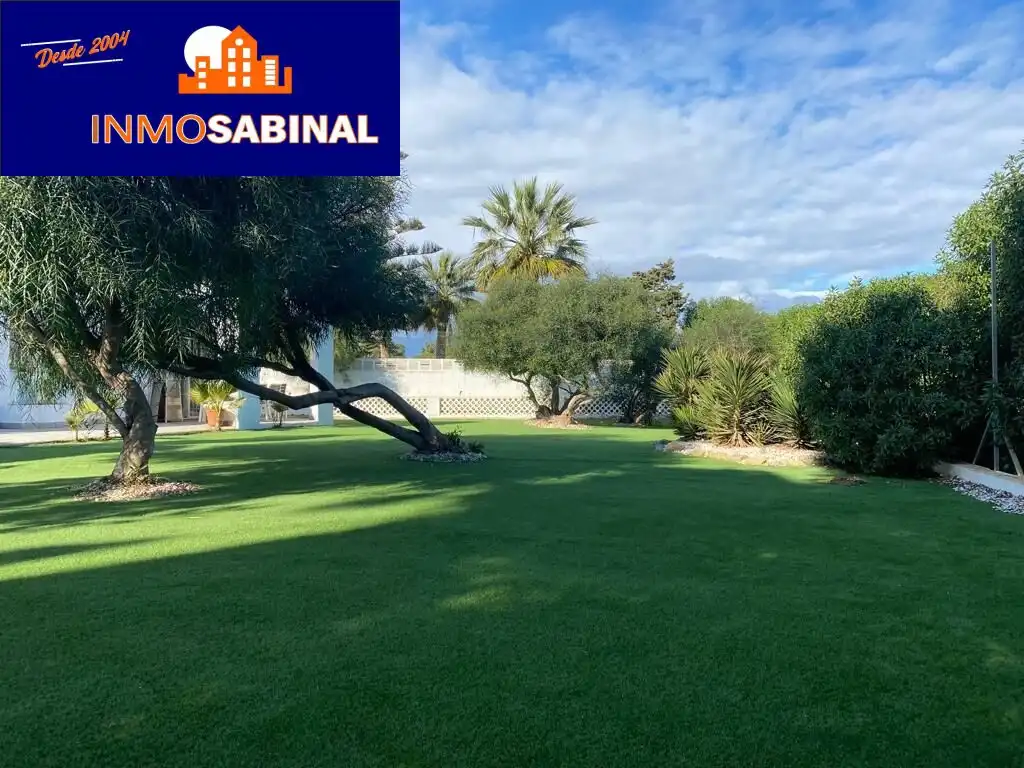 Jardín de Casa o chalet en venta en Roquetas de Mar con Aire acondicionado, Jardín privado y Piscina