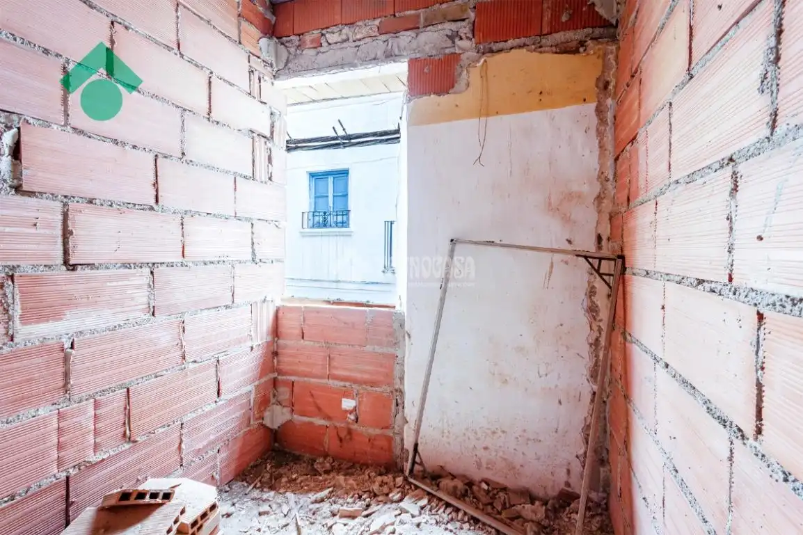 Casa adosada en venda en Otívar amb Terrassa i Balcó