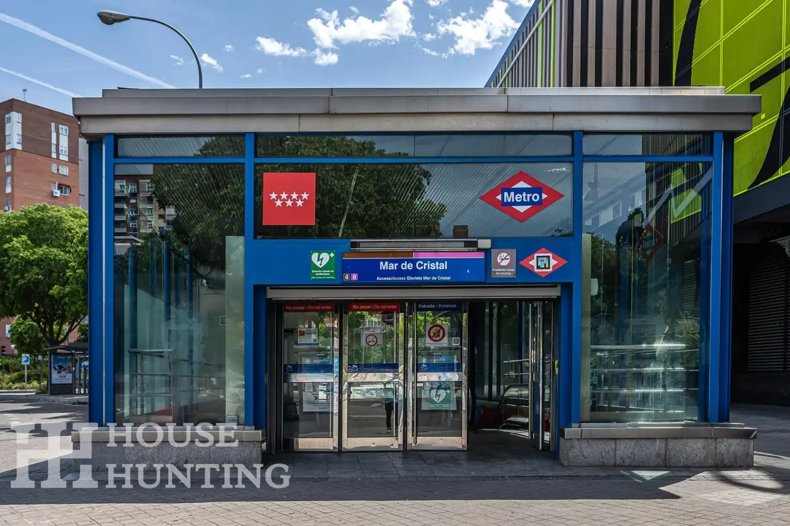 Vista exterior de Piso en venta en Madrid con Calefacción
