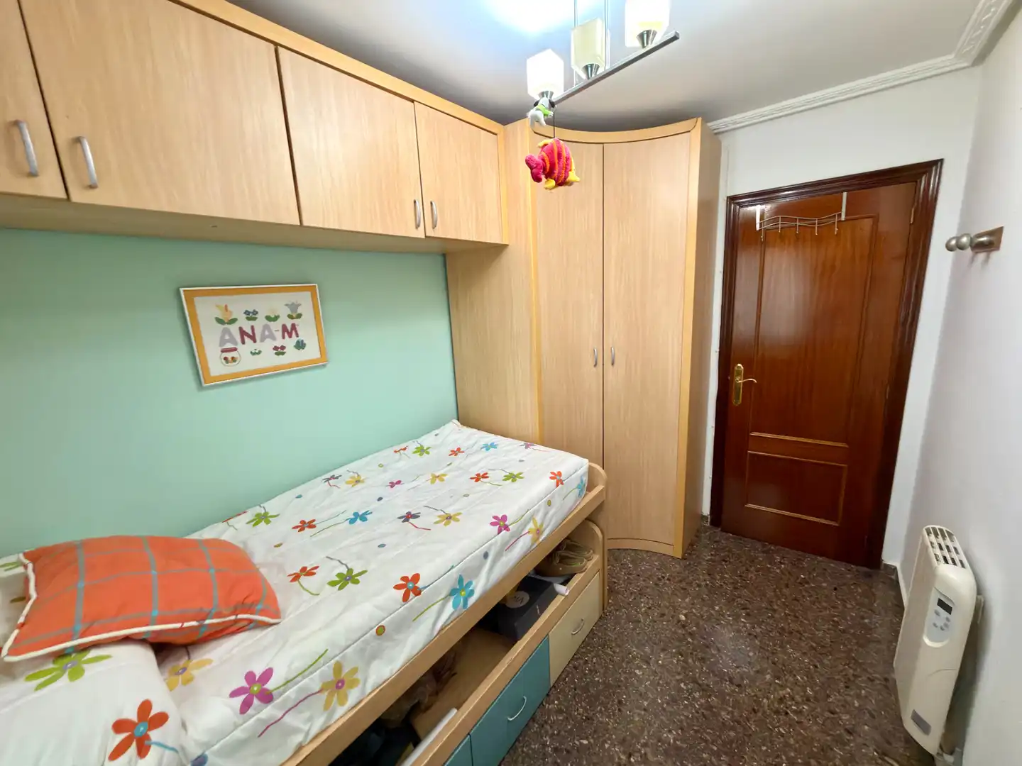 Habitación de Piso de alquiler en Xirivella con Aire acondicionado, Calefacción y Terraza