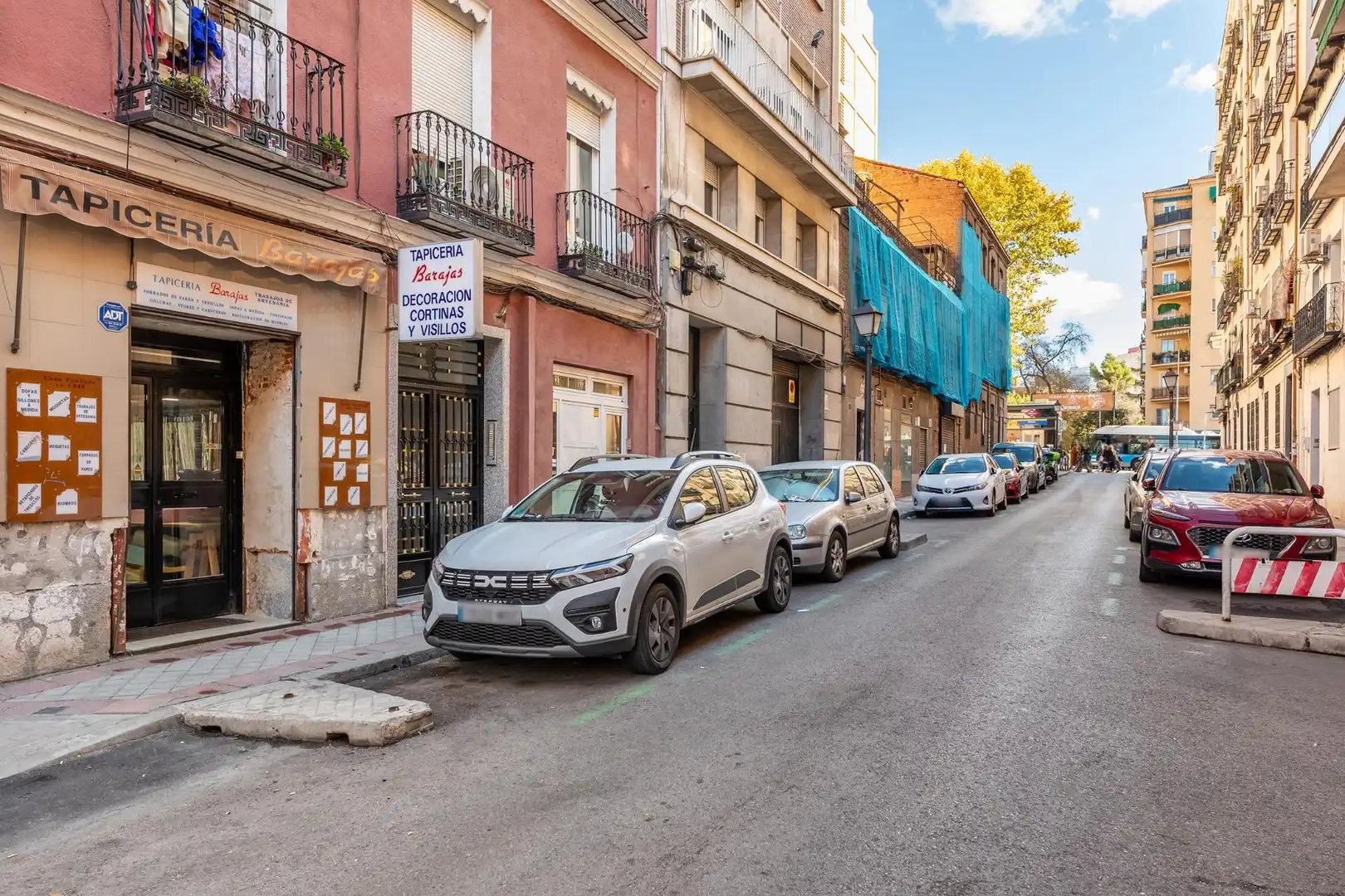 Außenansicht von Wohnungen zum Verkauf in Madrid