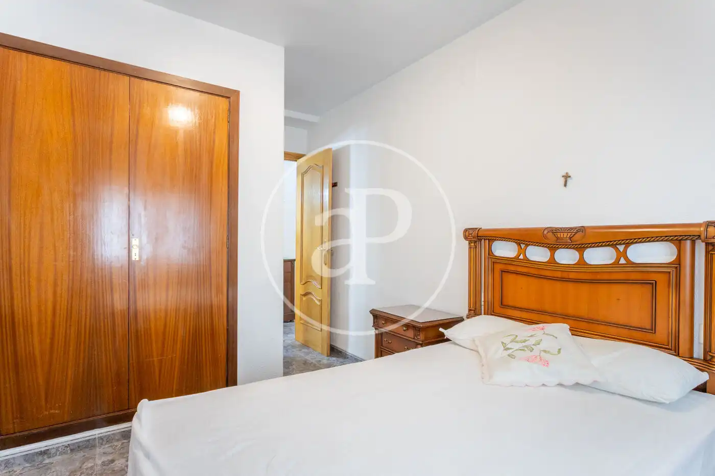 Habitación de Piso en venta en Valencia con Calefacción y Amueblado