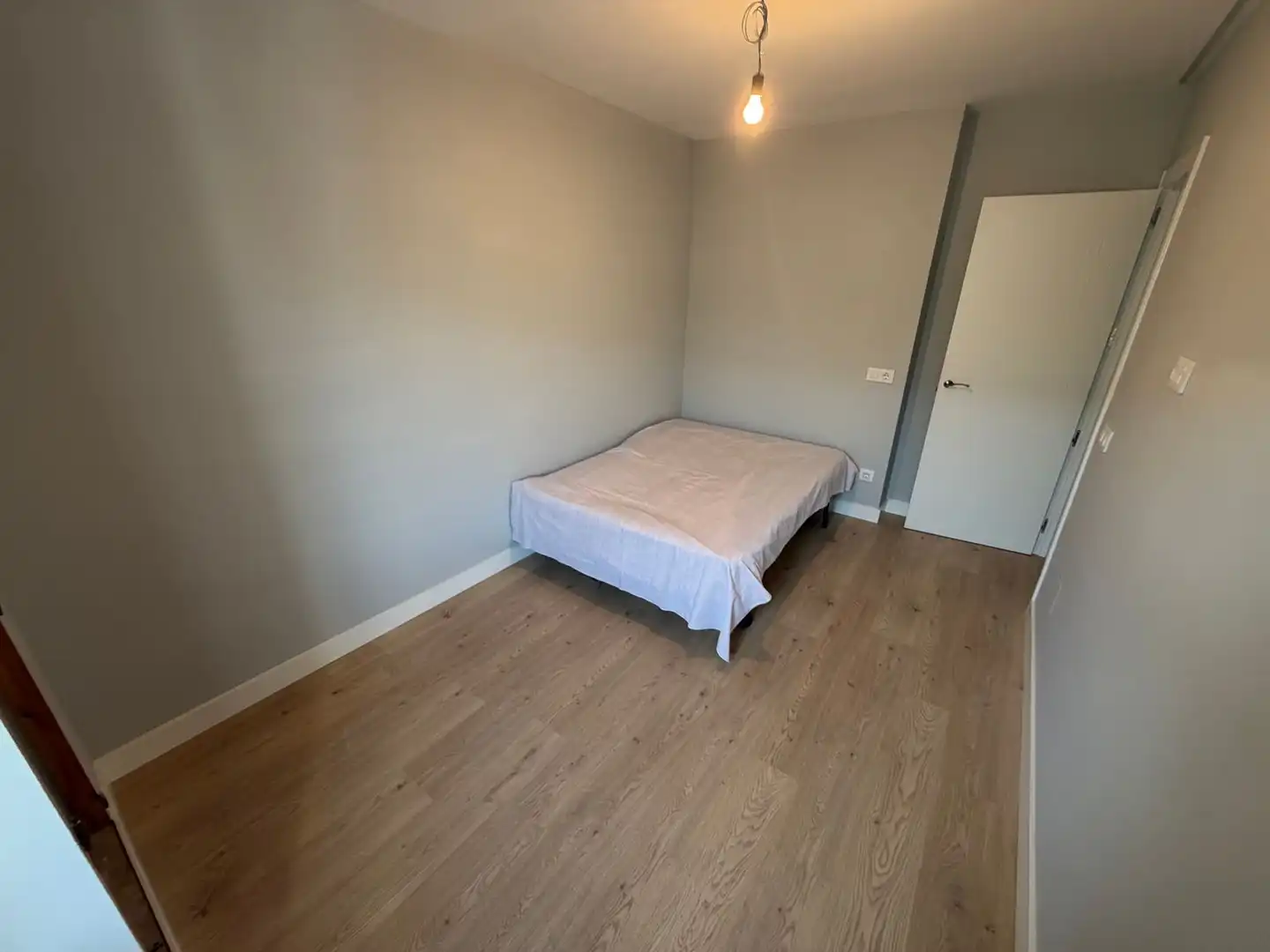 Habitación de Piso en venta en Parla con Terraza