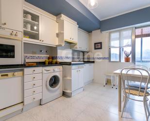 Kitchen of Flat for sale in Zumarraga  with Terrace