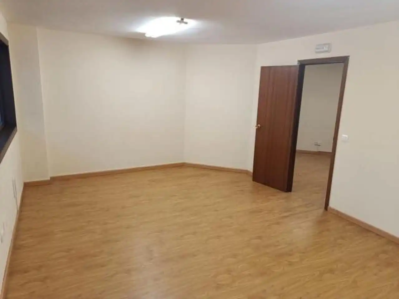 Büro zur Miete in Rua Pino, 63, Fátima