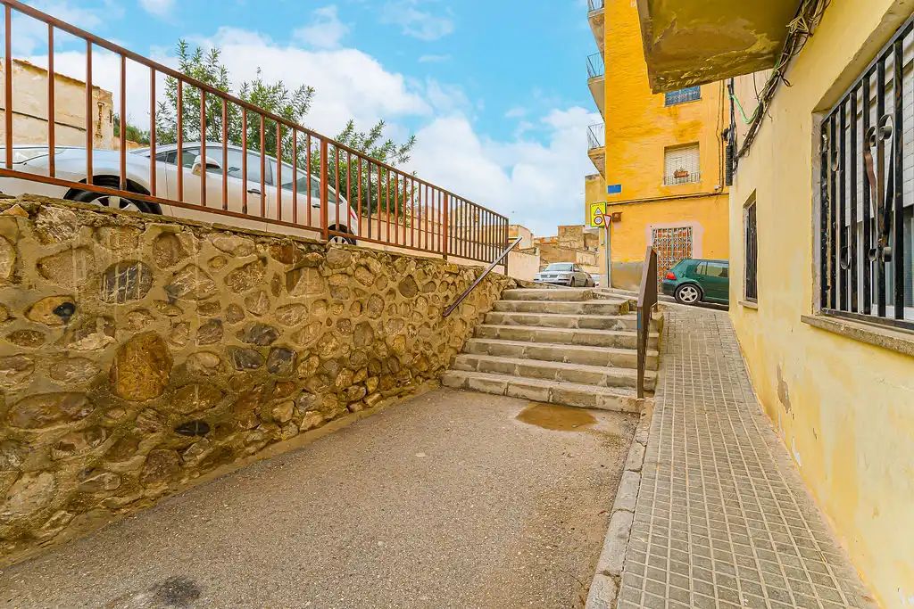 Vista exterior de Piso en venta en Crevillent