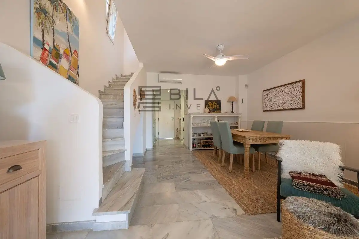 Reihenhaus mit Pool zum Verkauf in Urb. Villas en Artola Golf, imagen 12