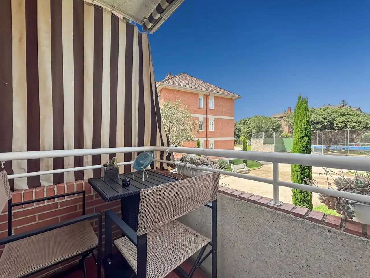 Terrasse von Wohnung zum Verkauf in El Escorial mit Heizung, Terrasse und Abstellraum