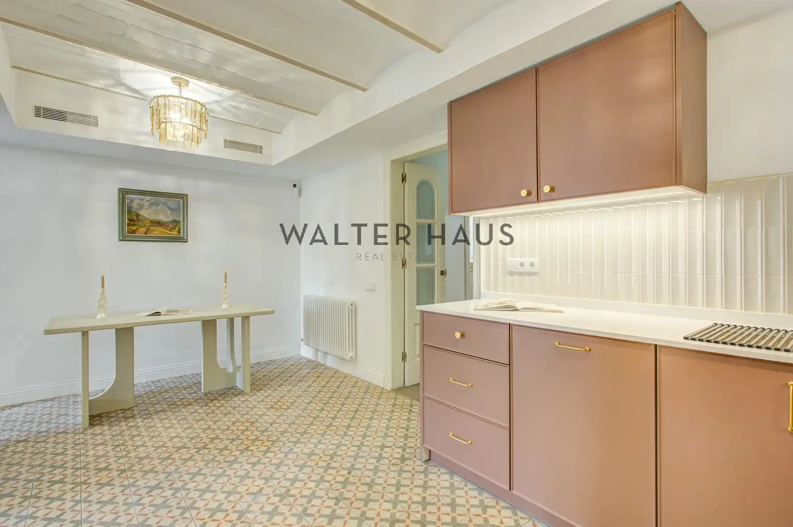 Piso en venta en Barcelona con Terraza, Amueblado y Horno