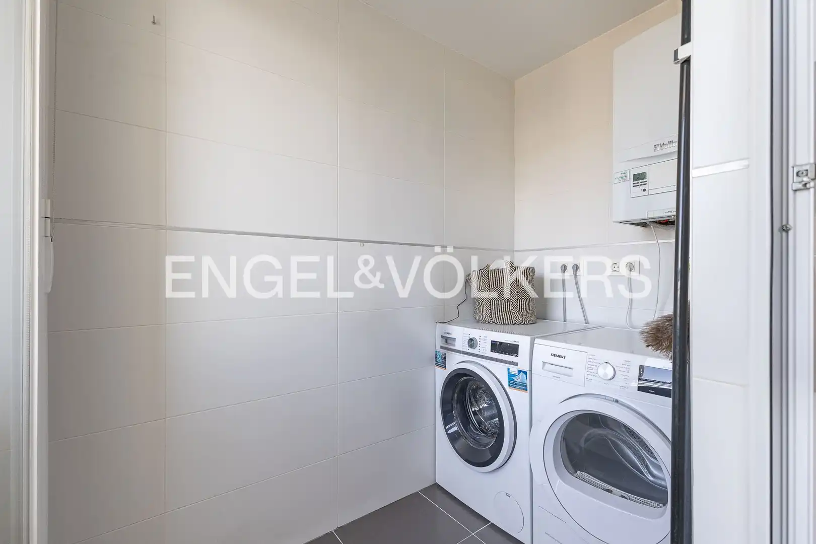 Kitchen of Duplexes for sale in Madrid  with Air Conditioner, Heating and Private garden