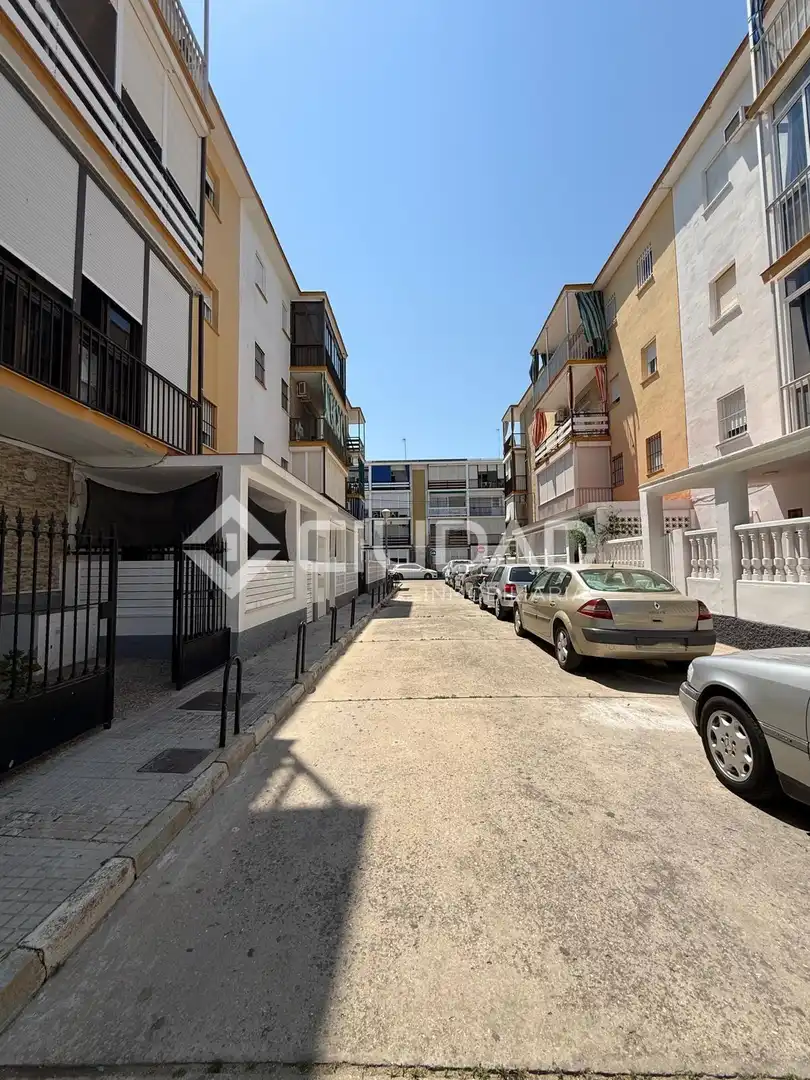 Vista exterior de Piso en venta en Chipiona con Terraza