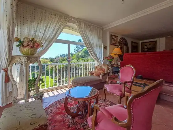 Sala d'estar de Casa o xalet en venda en O Rosal   amb Calefacció, Jardí privat i Terrassa