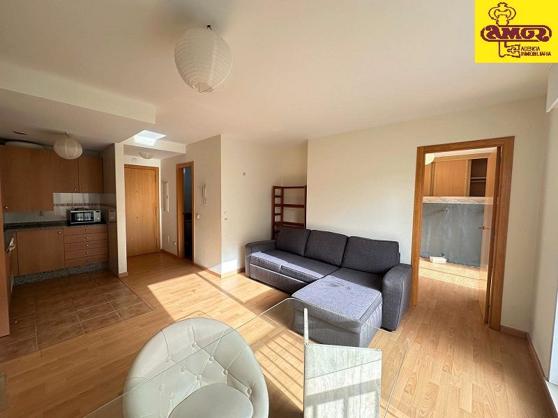 Sala d'estar de Estudi en venda en Brión amb Aire condicionat, Calefacció i Traster