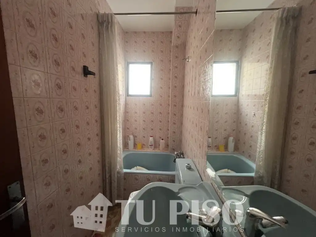 Bathroom of Flat for sale in Alcorcón  with Heating, Terrace and Furnished