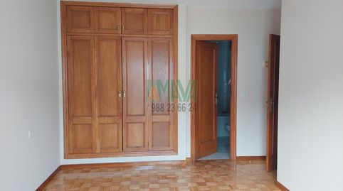 Foto 3 de Piso de alquiler en Couto, Ourense Capital
